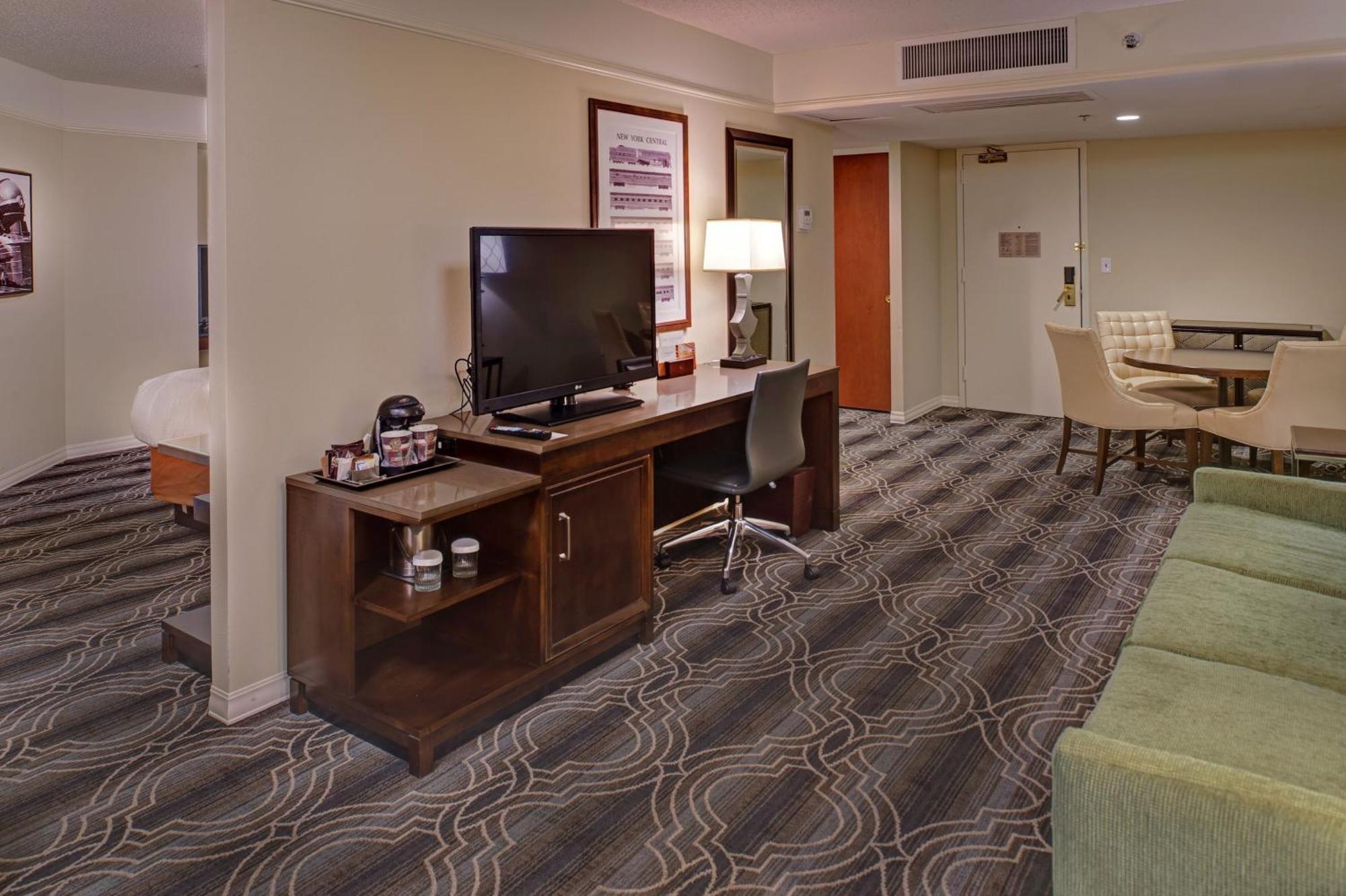 St. Louis Union Station Hotel, Curio Collection By Hilton Екстер'єр фото