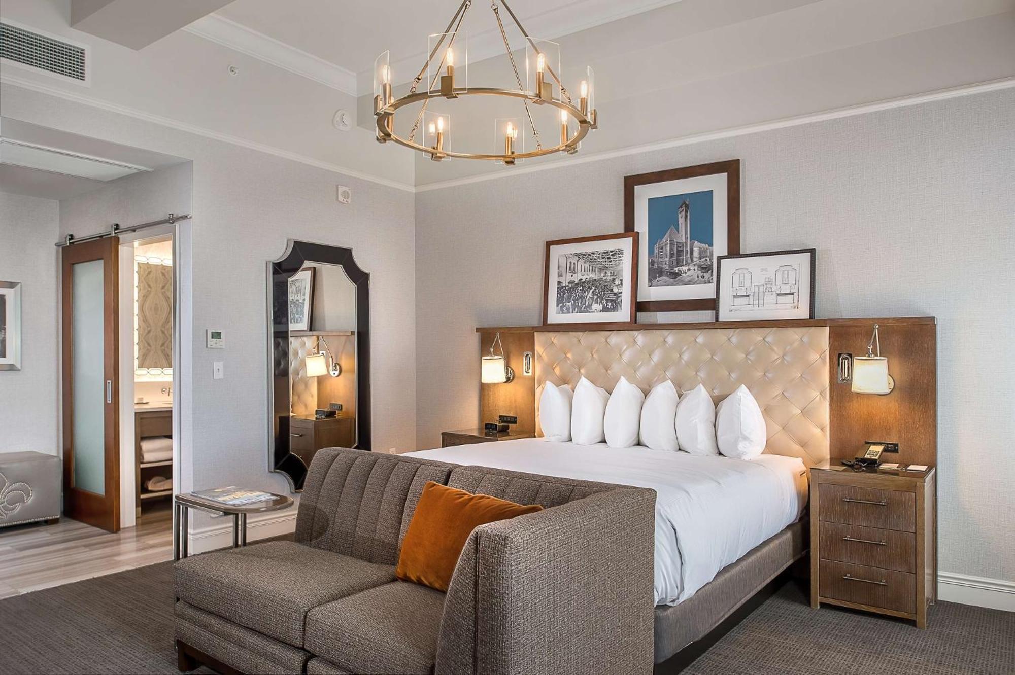 St. Louis Union Station Hotel, Curio Collection By Hilton Екстер'єр фото